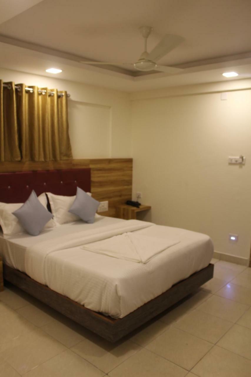 Hotel Ak International Rooms Mangalore Esterno foto